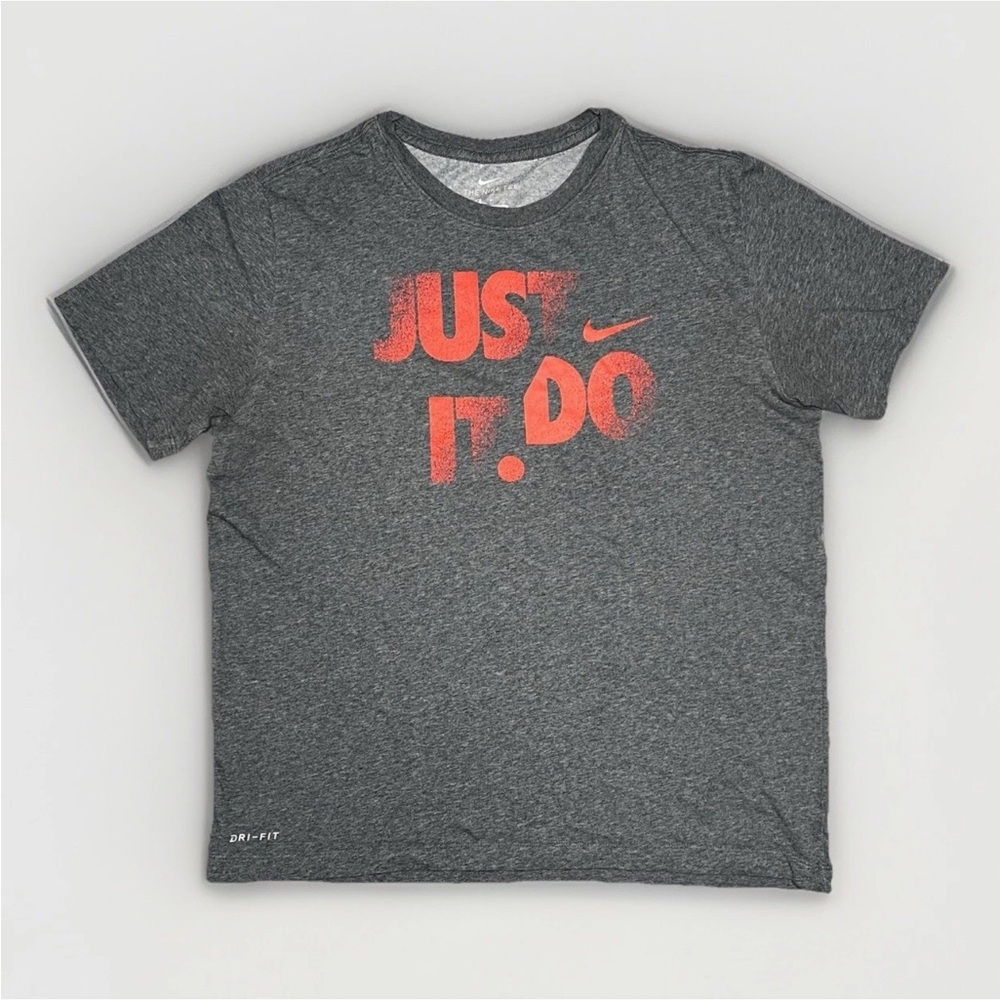 The Nike Tee Dri Fit Graphic T Shirt -Just Do It- Adult Size Medium Gray